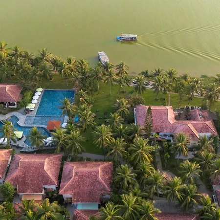 Vinh Hung Riverside Resort&Spa